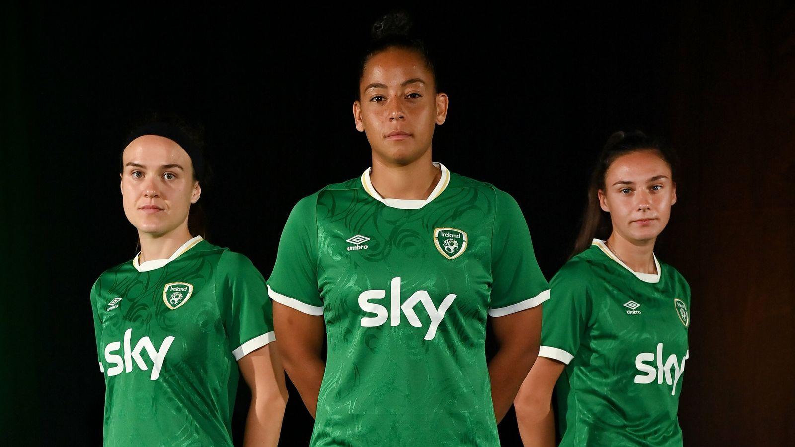 Republic of Ireland Women's National Team players in Sky-sponsored jerseys